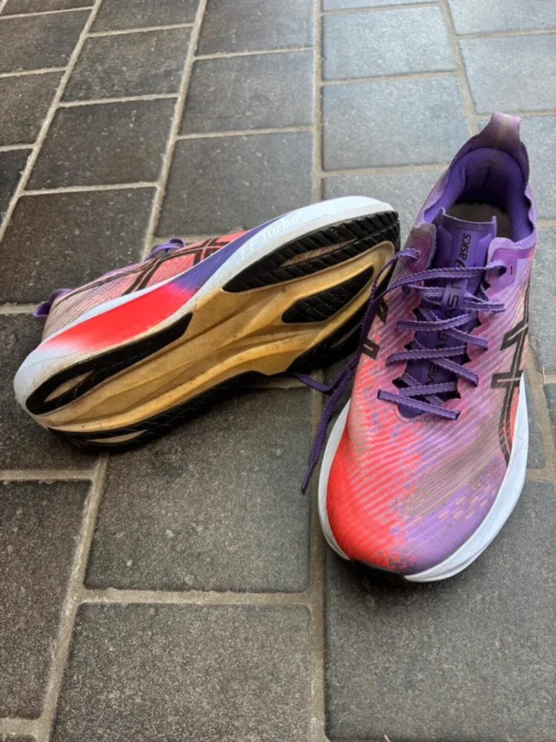 Used Asics Megablast Running Shoes