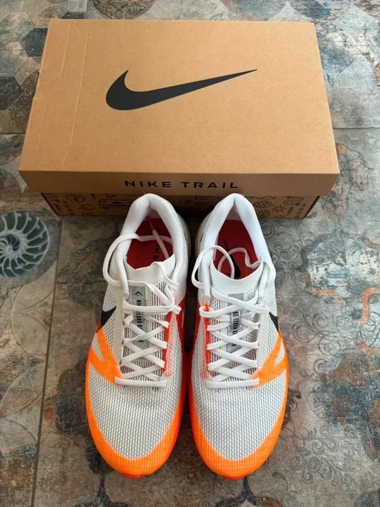 Używany Nike Terra Kiger 10 bike — zdjęcie 2 z 9