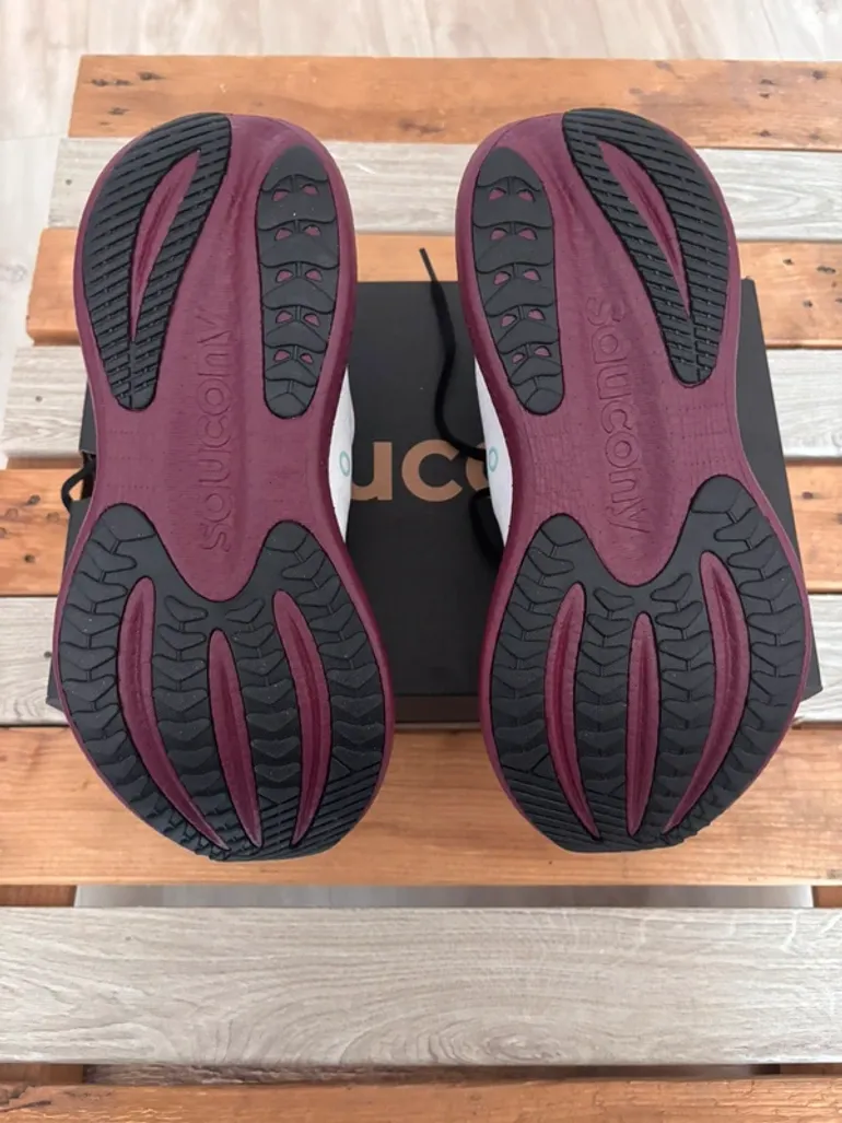 Saucony Triumph 23 bike d'occasion — image 5 sur 6