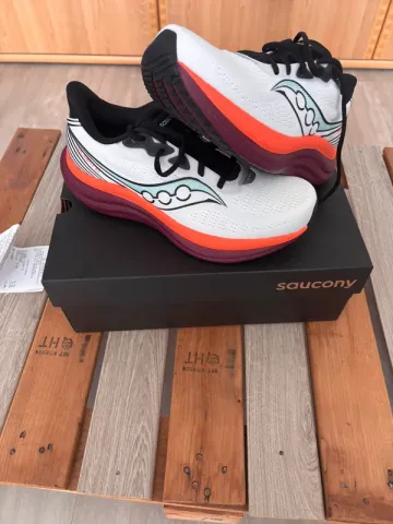 Saucony Triumph 23 bike d'occasion — image 2 sur 6