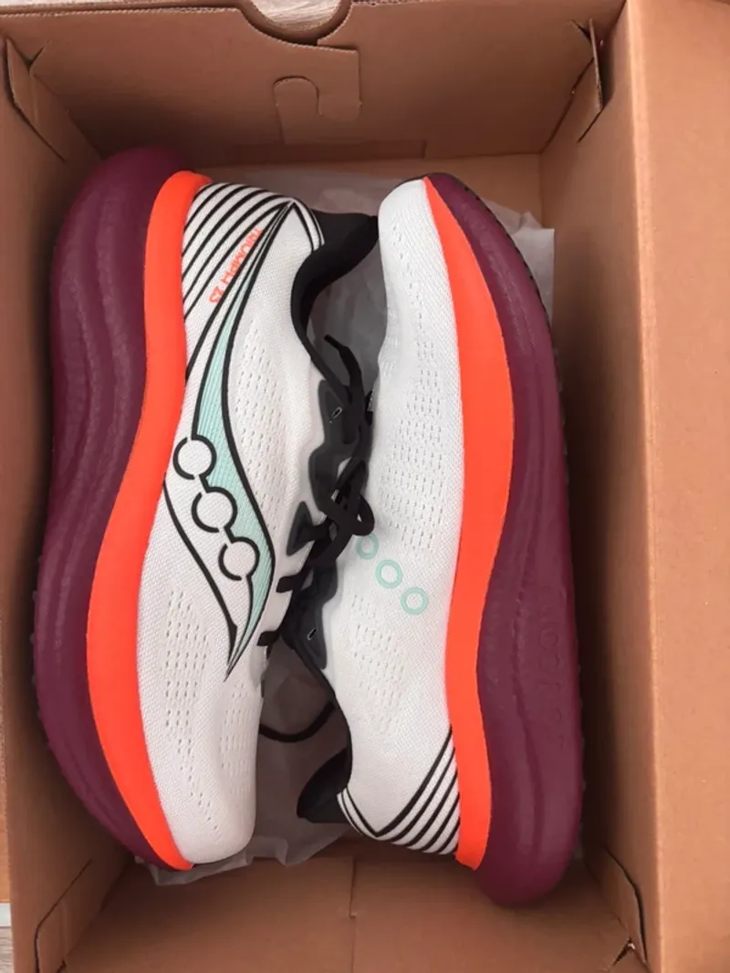 Tweedehands Saucony Triumph 23 Running Shoes