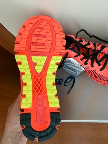 Tweedehands Asics Gel Quantum 360 bike — afbeelding 3 van 4