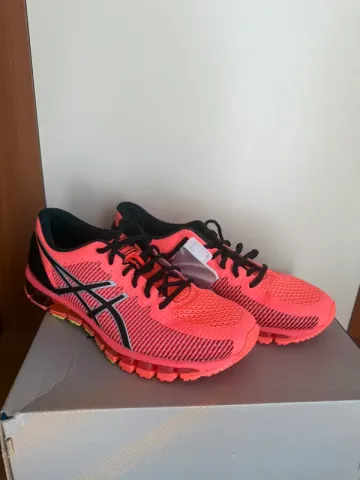 Tweedehands Asics Gel Quantum 360 bike — afbeelding 2 van 4