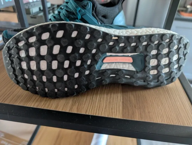 Adidas Ultraboost x FC Arsenal bike d'occasion — image 4 sur 4