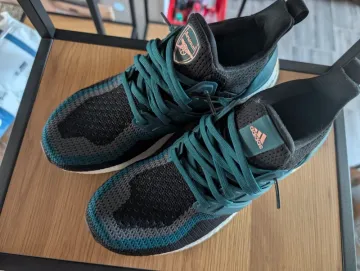Adidas Ultraboost x FC Arsenal bike d'occasion — image 1 sur 4