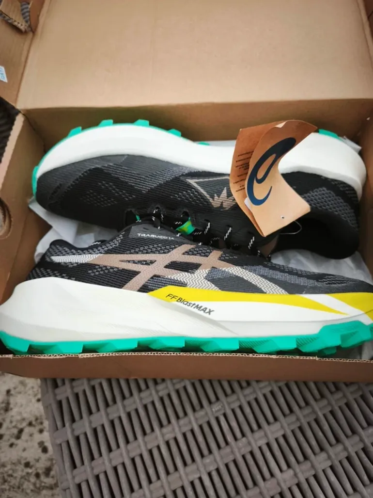 Tweedehands Asics Trabuco 14 bike — afbeelding 4 van 5
