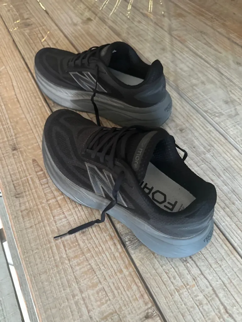 Tweedehands New Balance Fresh Foam bike — afbeelding 2 van 9