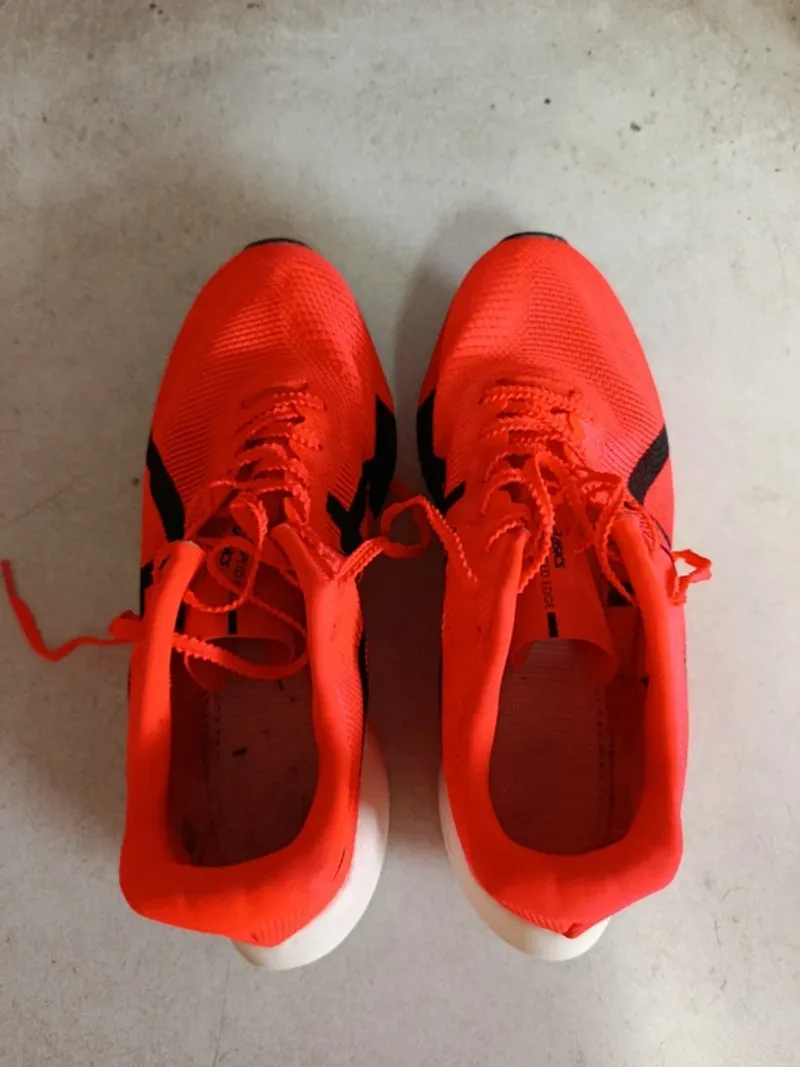 Käytetty Asics metaspeed edge Running Shoes
