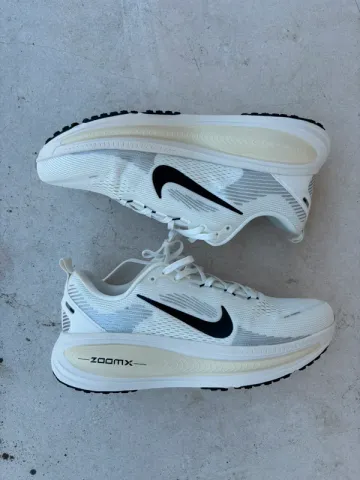 Used Nike Vomero 18 bike — image 1 of 10