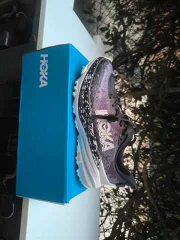 Used Hoka Speedgoat 6 Running Shoes