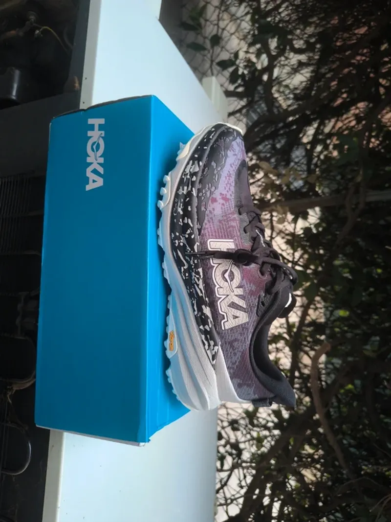 Hoka Speedgoat 6 Running Shoes usato
