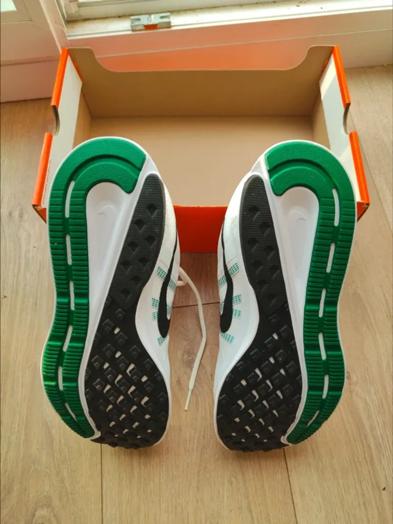 Used Nike Run Swift 2 bike — image 4 of 6