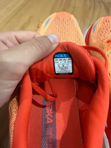 Hoka Clifton 8 bike usato — immagine 3 di 5