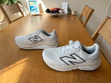 New Balance M860v14 bike d'occasion — image 1 sur 7