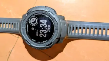 Used Garmin Instinct 2 Electronics