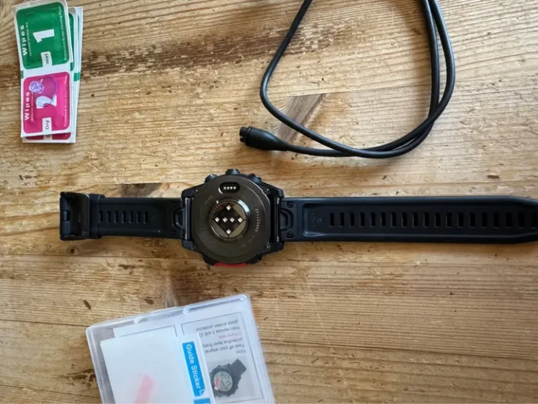 Used Garmin Fenix 8 AMOLED 47mm bike — image 5 of 12