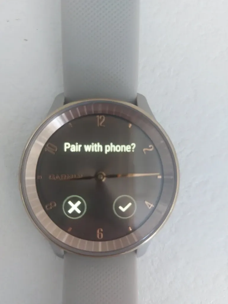 Used Garmin vivomove trend bike — image 4 of 6