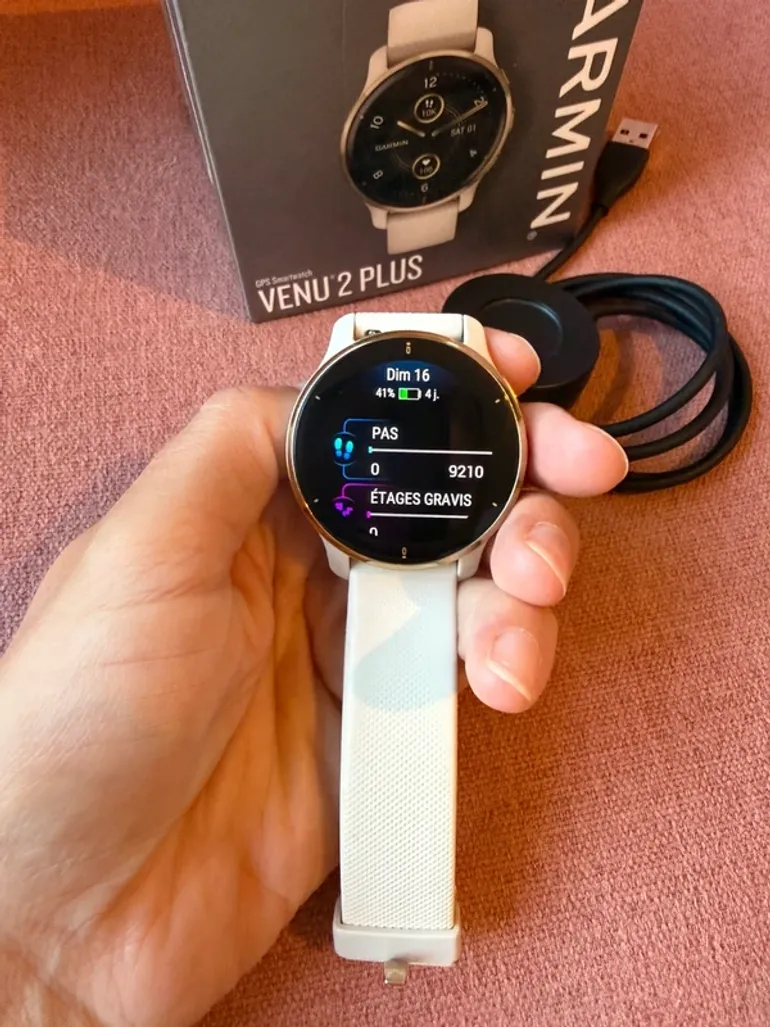 Used Garmin Venu 2 Plus bike — image 4 of 6
