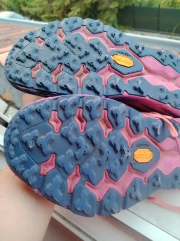 Used Hoka Speedgoat 6 bike — image 3 of 5