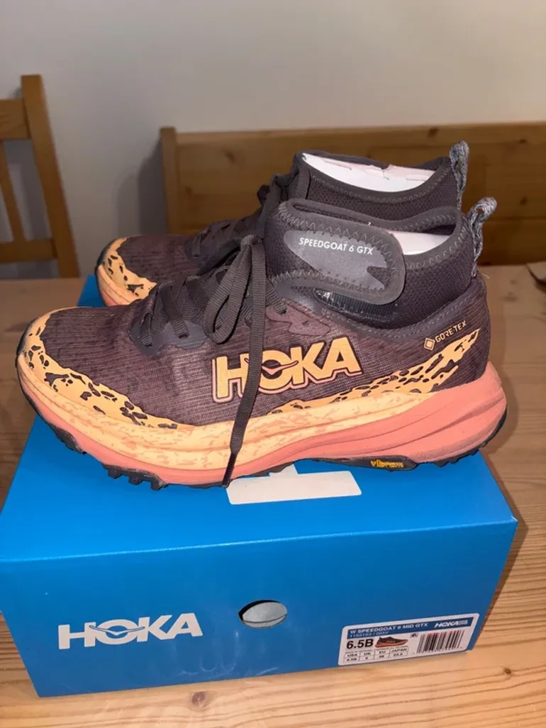 Used Hoka Speedgoat 6 MID GTX bike — image 4 of 9