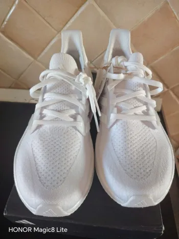 Käytetty Adidas Ultraboost bike — kuva 2 / 13