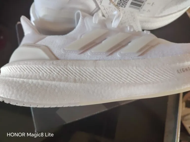 Käytetty Adidas Ultraboost bike — kuva 5 / 13