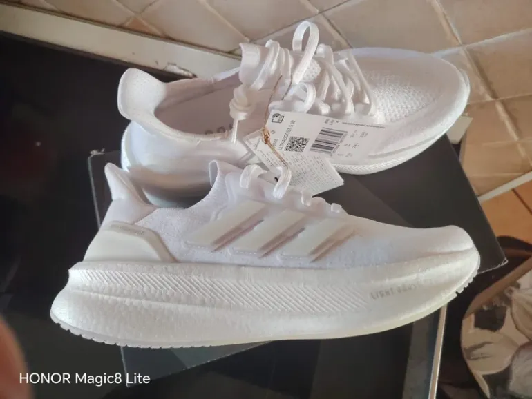 Käytetty Adidas Ultraboost bike — kuva 4 / 13