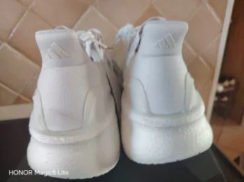 Käytetty Adidas Ultraboost bike — kuva 11 / 13