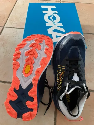 Tweedehands Hoka Mafate 5 bike — afbeelding 1 van 4