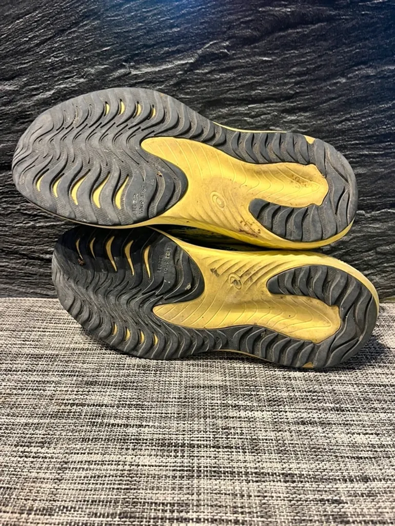 Asics Nosa Tri 15 bike d'occasion — image 4 sur 6