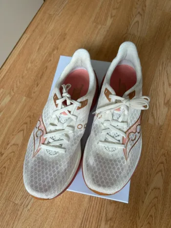 Saucony Endorphin Speed 5 bike d'occasion — image 7 sur 7