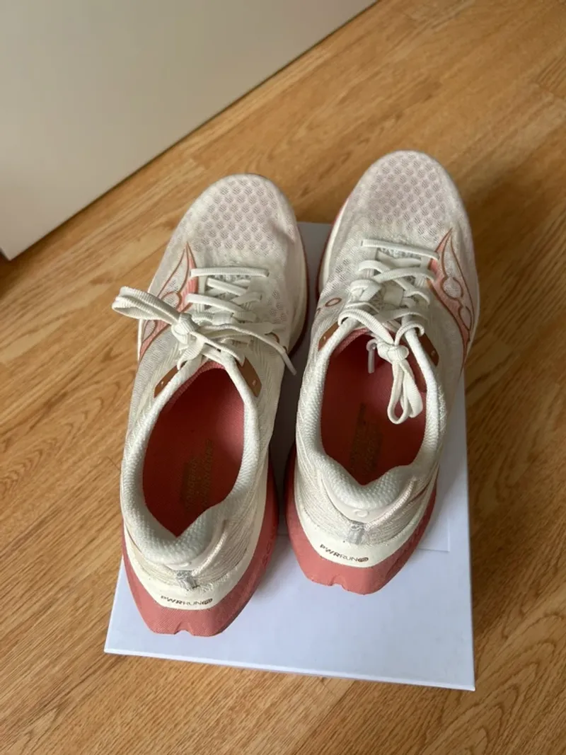 Used Saucony Endorphin Speed 5 bike — image 6 of 7