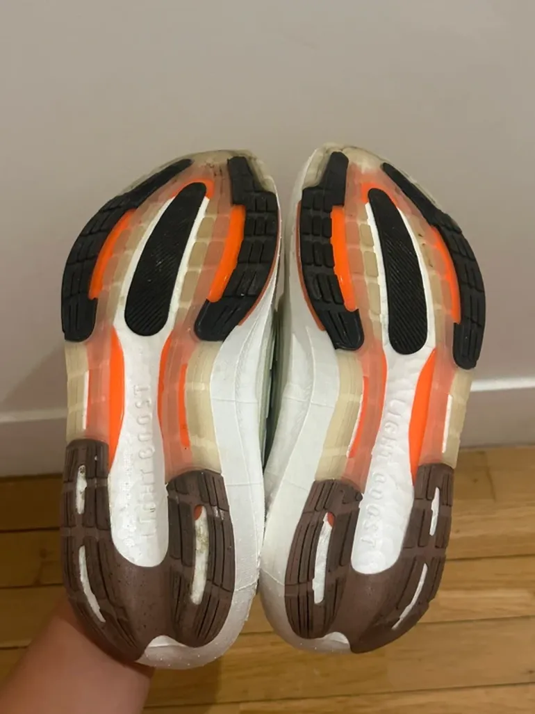 Adidas Ultra Boost bike usato — immagine 4 di 4