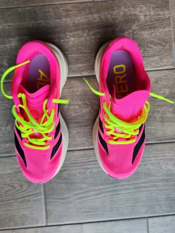 Käytetty Adidas adizero evo Running Shoes