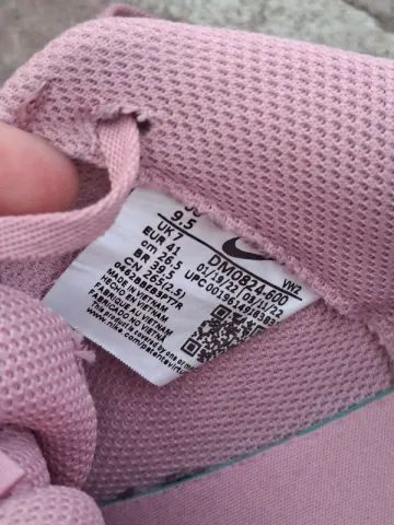 Rose Nike Running Shoes bike de segunda mano — imagen 4 de 4