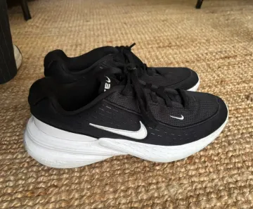 Used Nike Sportschoenen bike — image 1 of 3