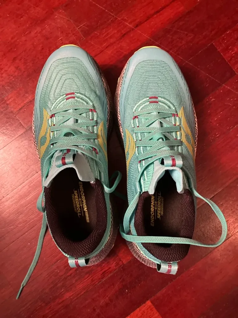 Saucony Endorphin Trail bike d'occasion — image 5 sur 7