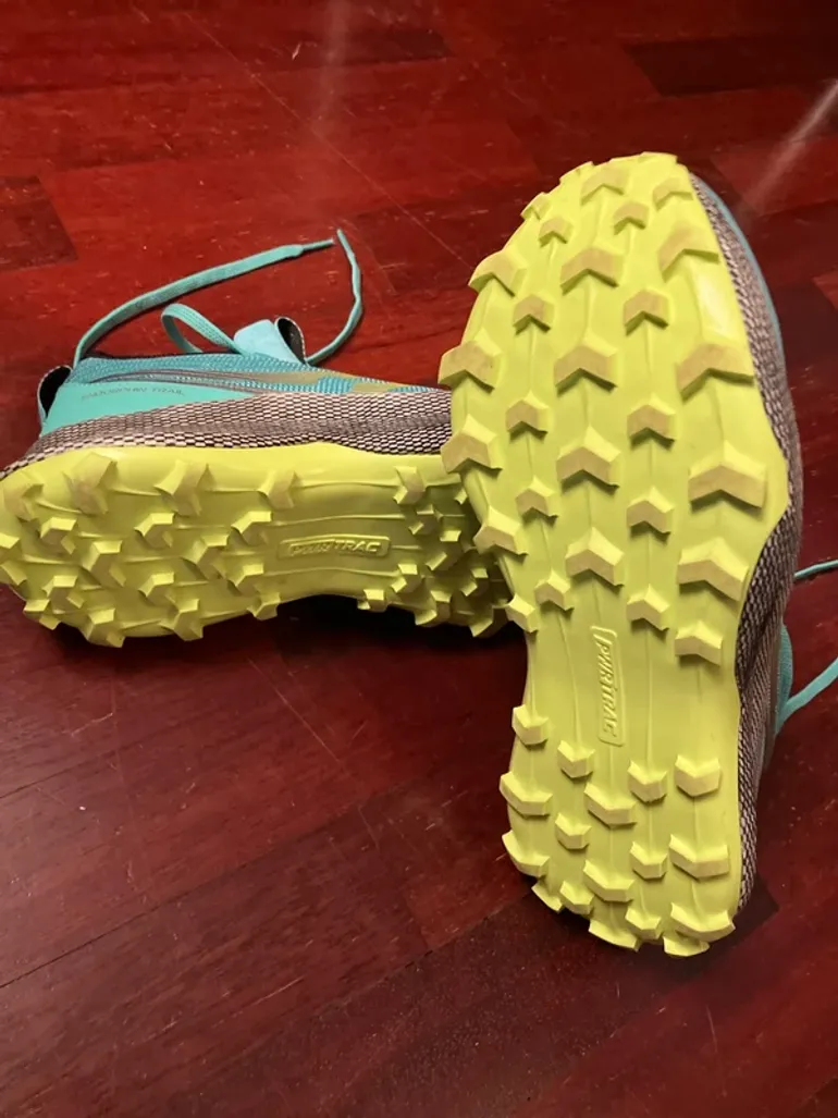 Saucony Endorphin Trail bike d'occasion — image 3 sur 7