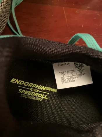 Saucony Endorphin Trail bike d'occasion — image 6 sur 7