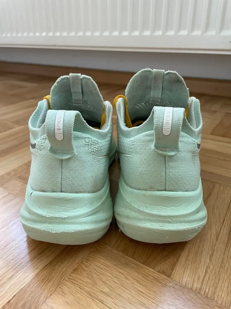 Brugt Asics Gel-Nimbus 26 bike — billede 3 af 10