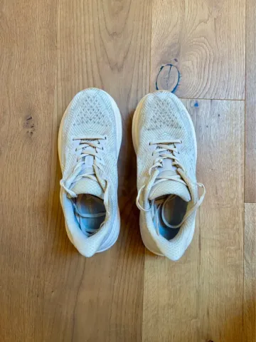 Hoka Clifton 9 bike usato — immagine 2 di 8