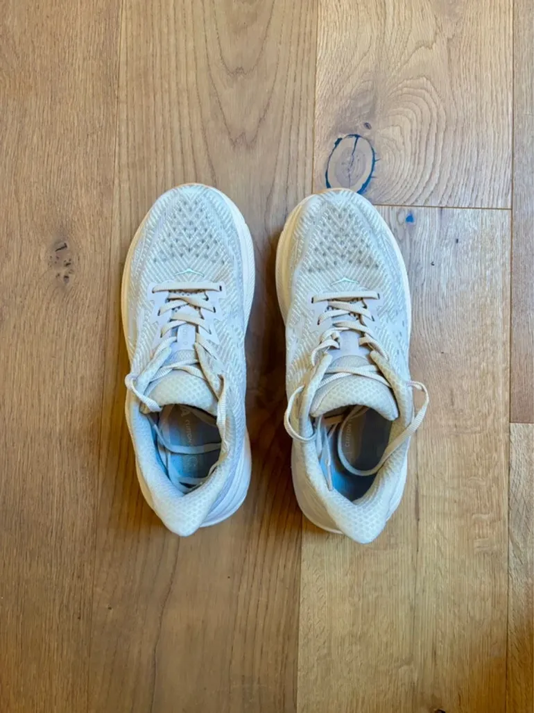 Hoka Clifton 9 bike usato — immagine 2 di 8