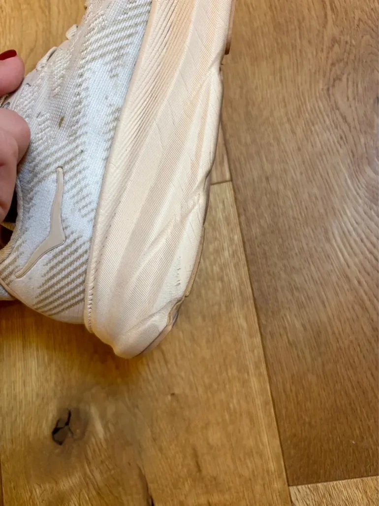 Hoka Clifton 9 bike usato — immagine 7 di 8