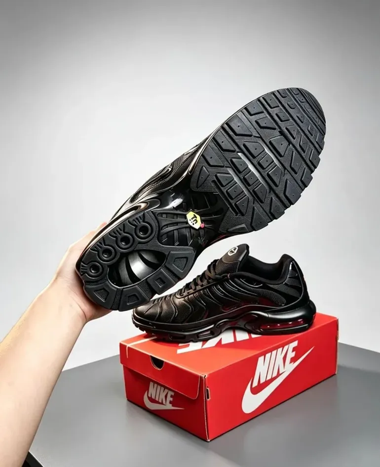 Used Nike Shox TN bike — image 2 of 4