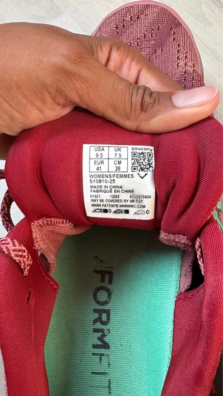 Used Saucony Running Shoes bike — image 10 of 10