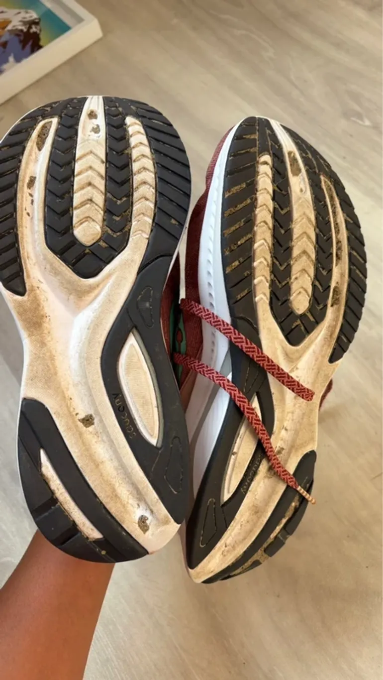 Used Saucony Running Shoes bike — image 8 of 10