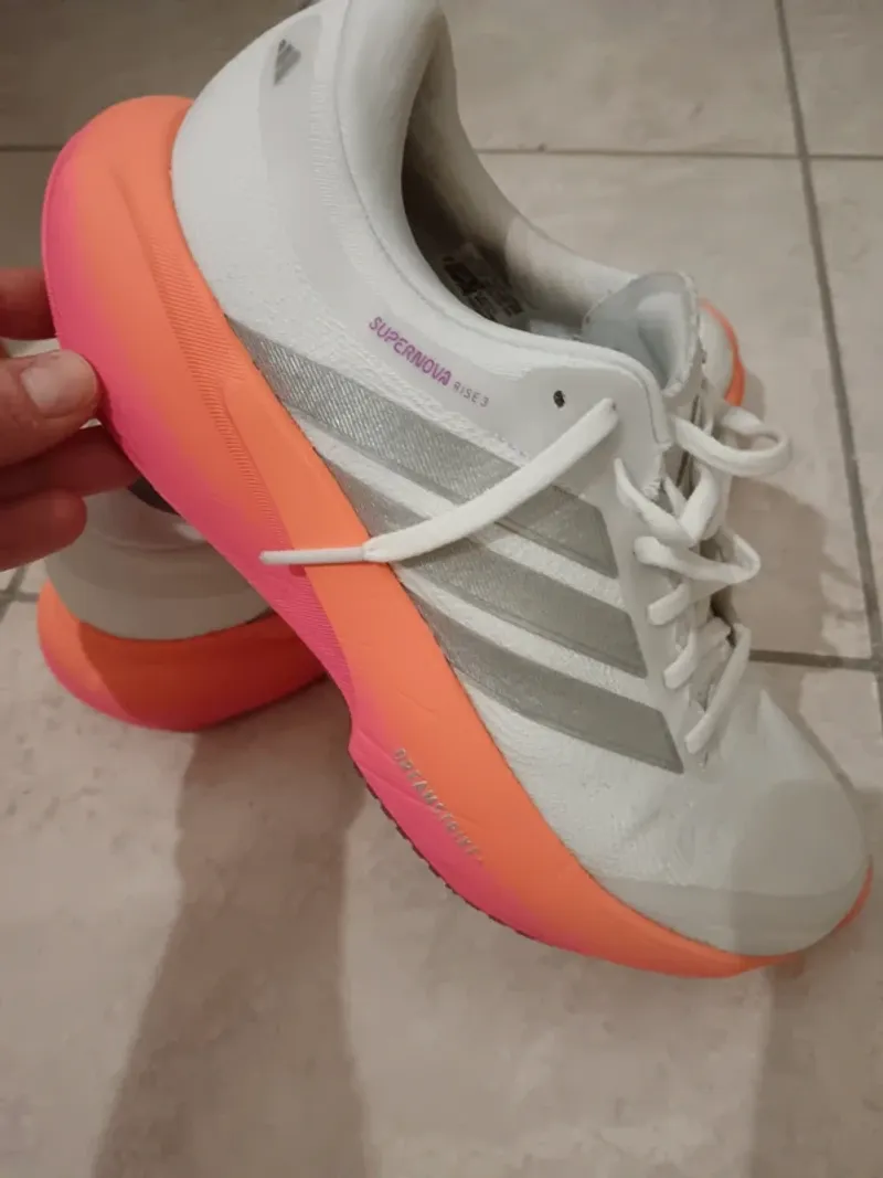 Brugt Supernova Rise 3 Running Shoes