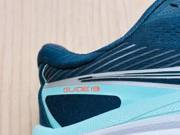 Used Saucony Guide 19 bike — image 5 of 9