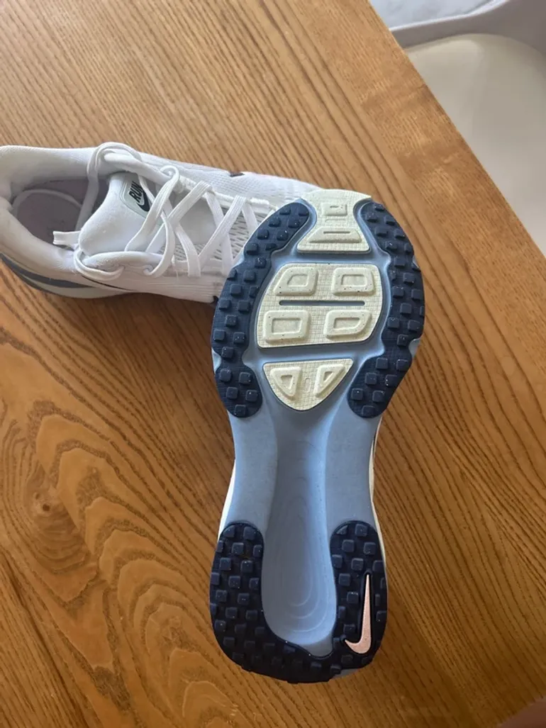 Gebrauchtes Nike Vomero 18 bike — Bild 3 von 3