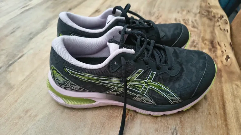 Used Asics Hardloopschoenen bike — image 3 of 3
